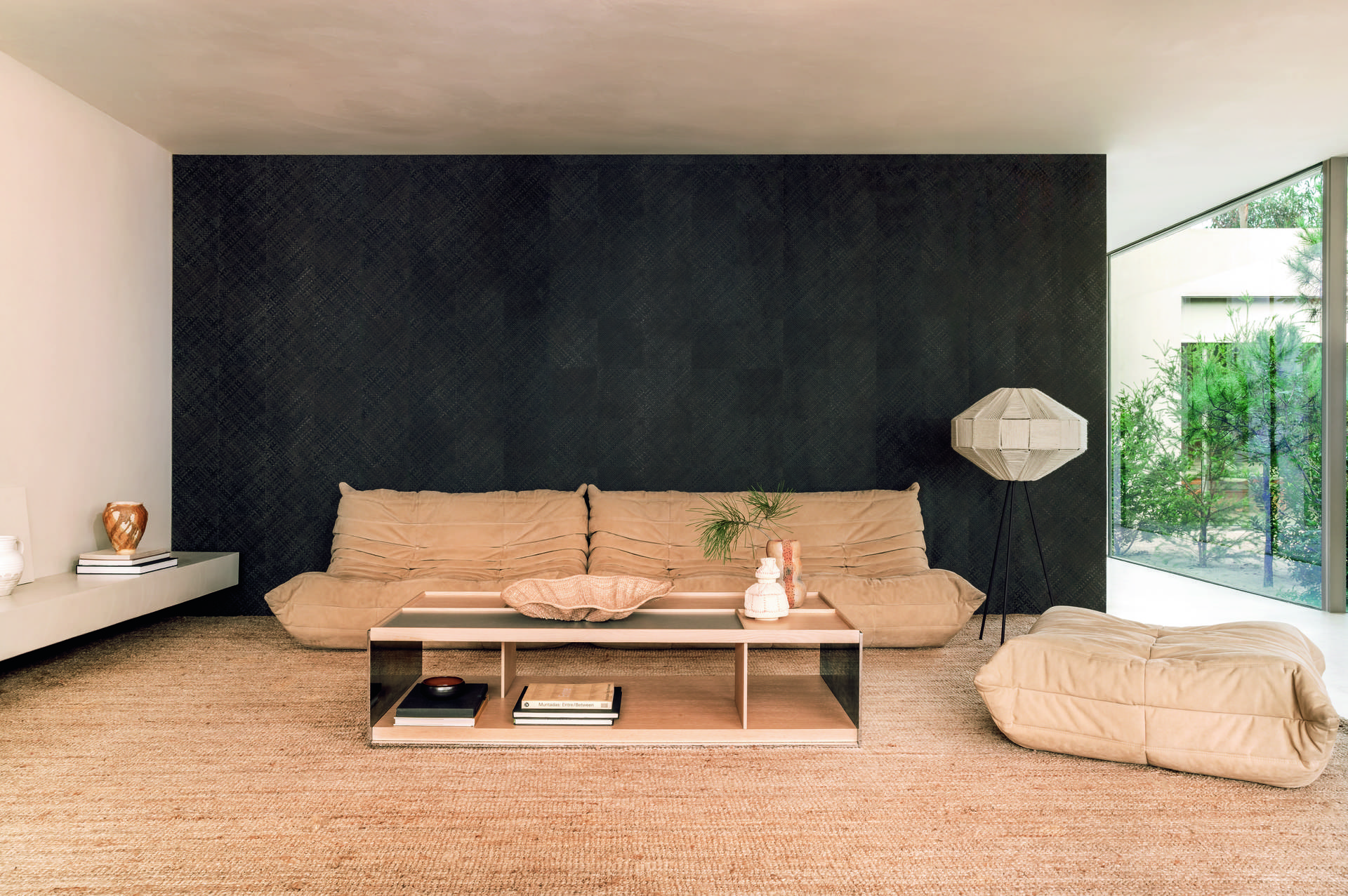 japan-minimalist-living-room-limewash-oak-meditative-jeske-interior